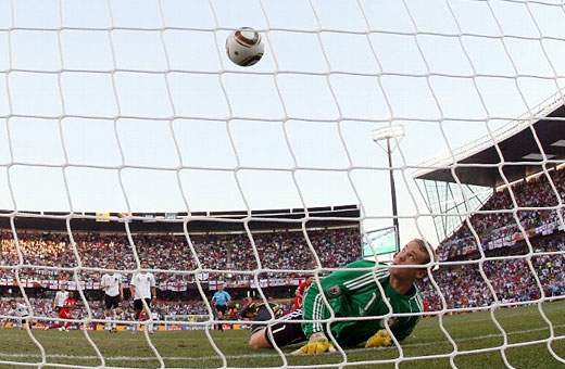Germany's Manuel Neuer is clearly beaten by Englishman Frank Lampard's goal but the linesman and the referee didn't award the goal (Photo by Joern Pollex/Getty Images)