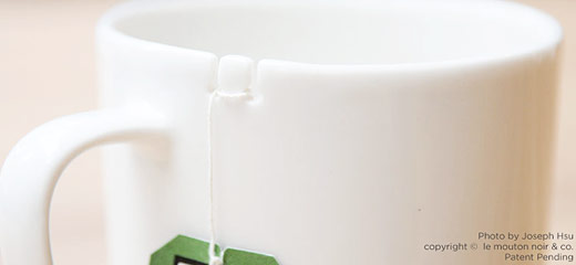 George Lee's Tie Tea: A simple cleat on the lip of a mug to tie your tea bag to George Lee's Tie Tea: A simple cleat on the lip of a mug to tie your tea bag to