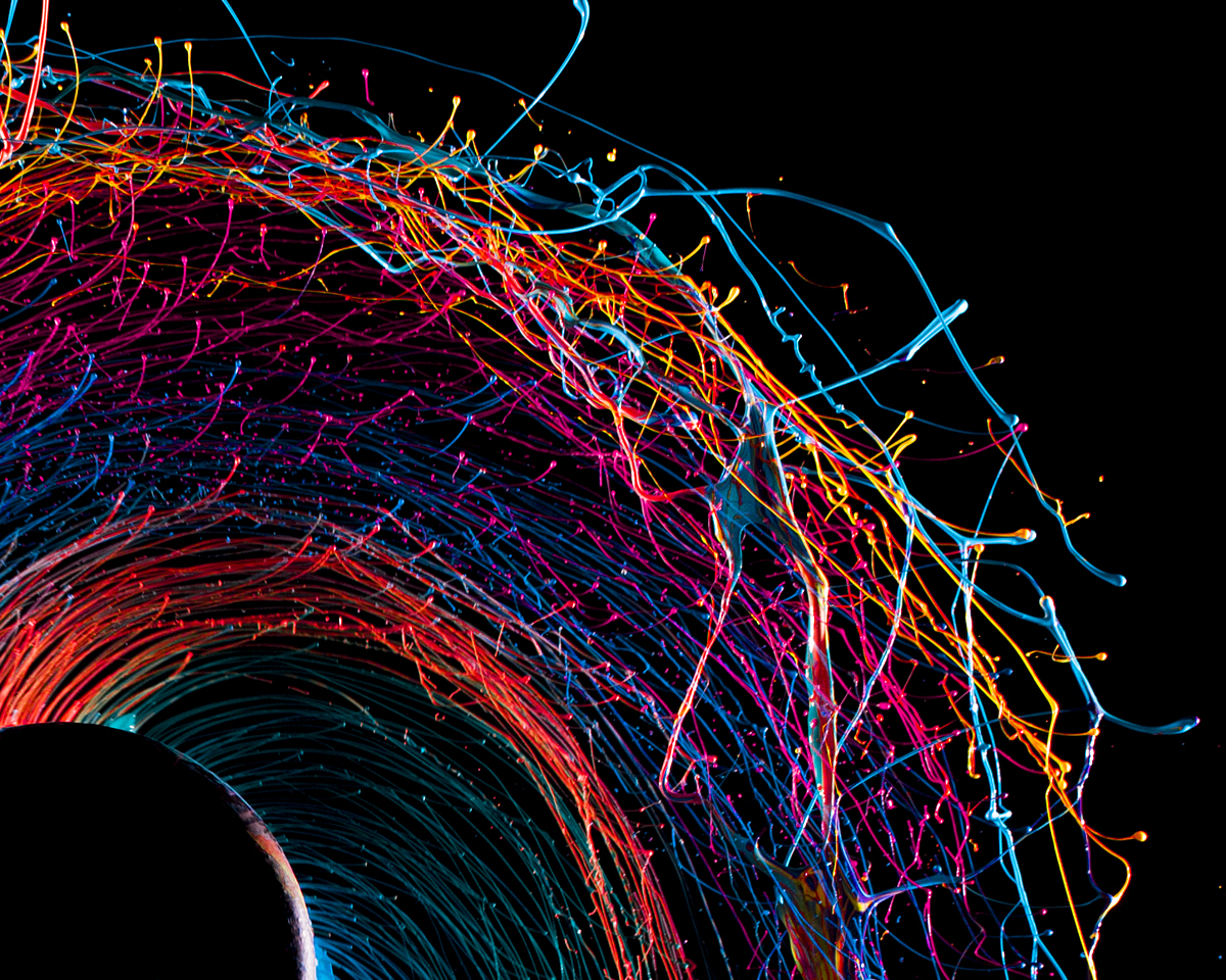 Beautiful series of photographs by Fabian Oefner of paint splattered by a drill